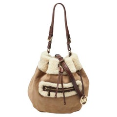 MICHAEL Michael Kors Bolso Bucket de Ante y Piel de Oveja Beige/Marrón