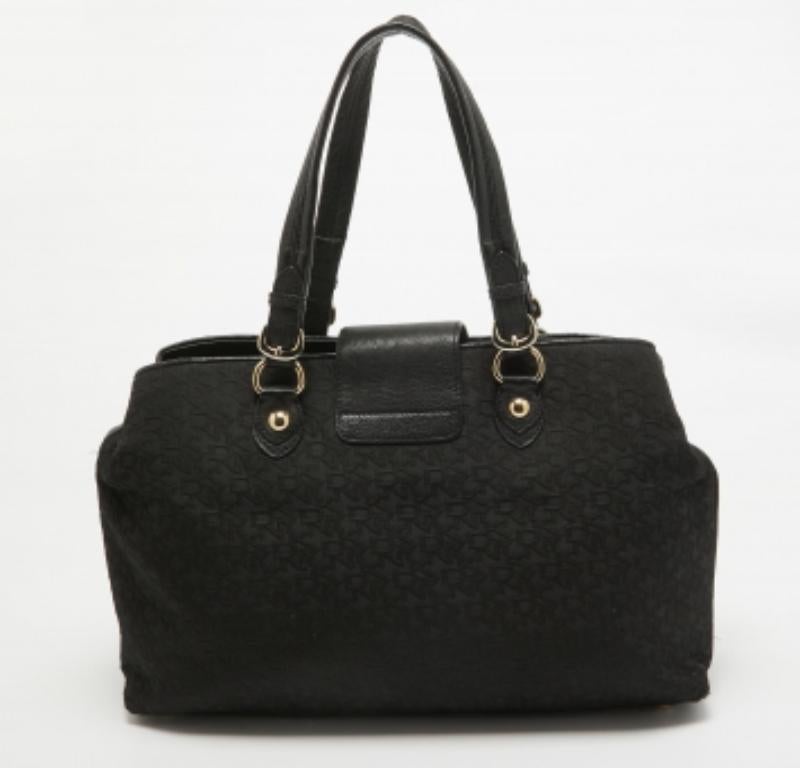 Dkny Black Monogram Canvas and Leather Flap Tote Pour femmes en vente