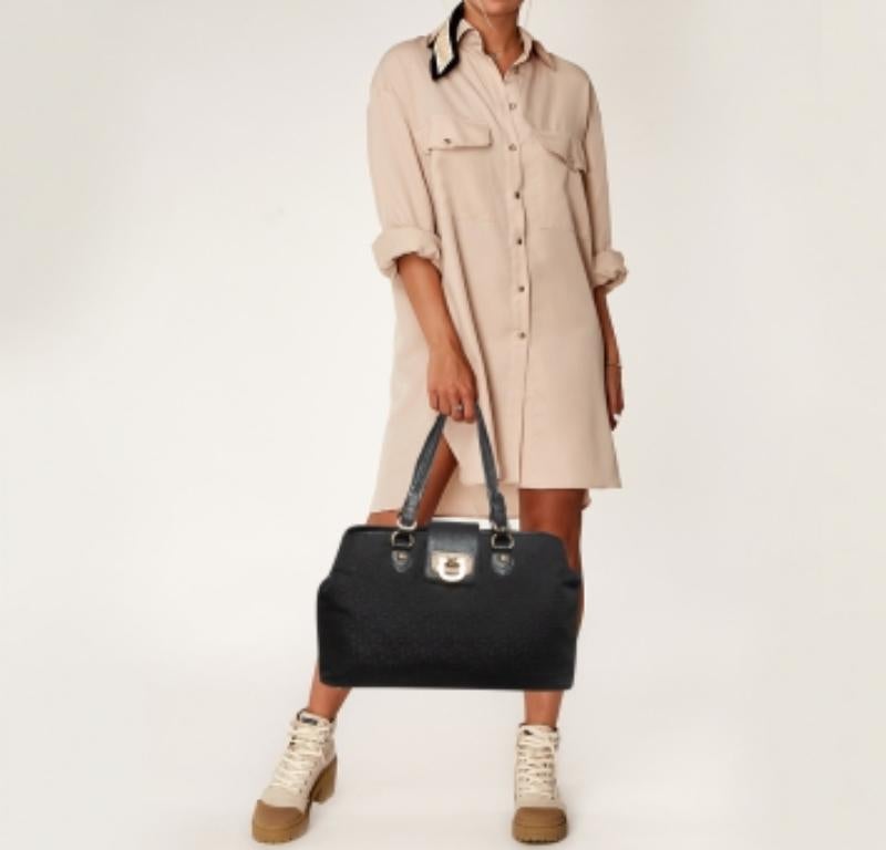 Dkny Black Monogram Canvas and Leather Flap Tote en vente 2