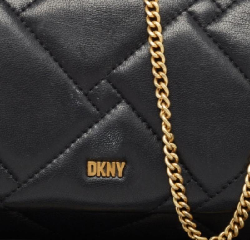 Dkny Pochette a catena Willow in pelle trapuntata nera in vendita 2