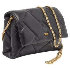 Dkny Bolso de cadena Willow de piel acolchada negra