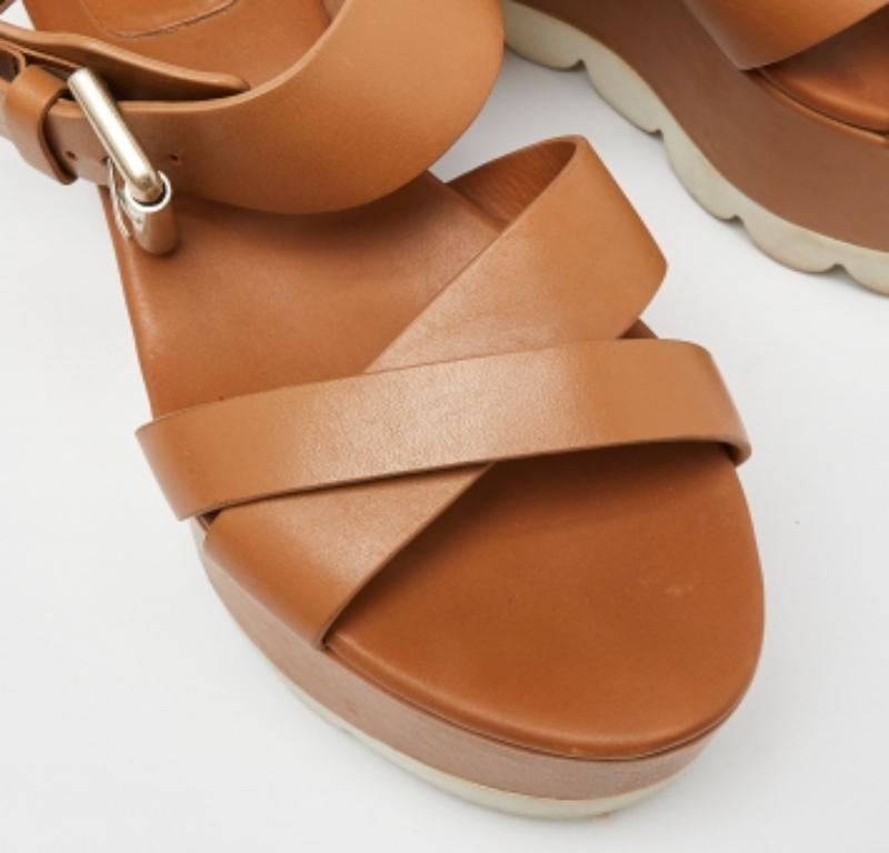 See By Chloe Cuir marron  Sandales à semelles compensées et à plateforme Taille 37 Bon état - En vente à Dubai, Al Qouz 2