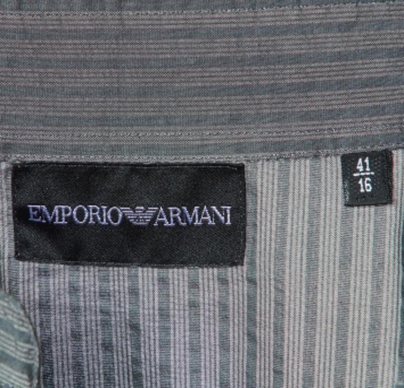 Emporio Armani Camicia Button Down in misto cotone a righe grigie L.L.A. In condizioni buone in vendita a Dubai, Al Qouz 2