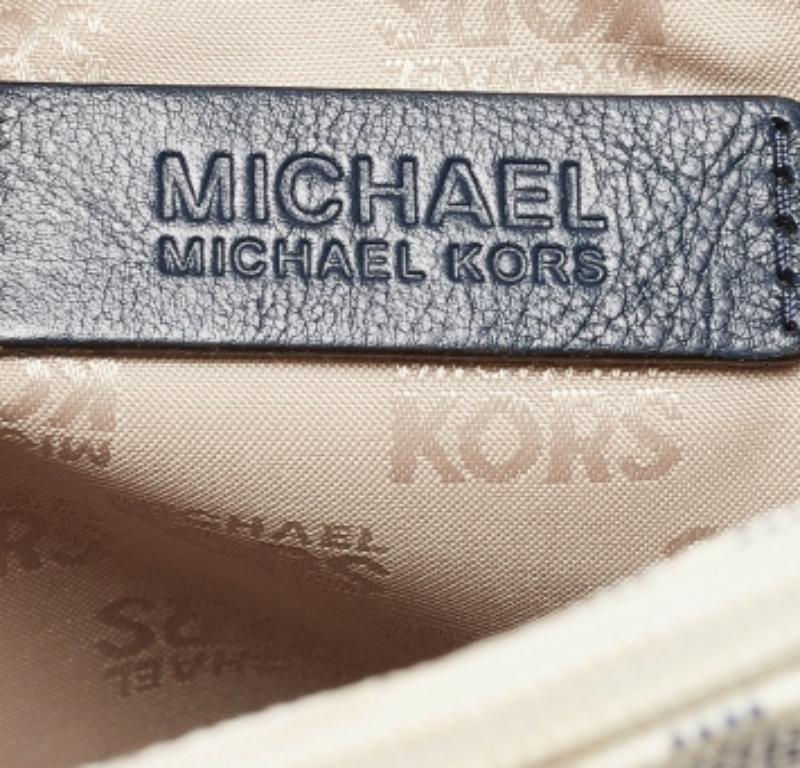 Michael Michael Kors Tote in tela rivestita bianca/blu, East West Hamilton in vendita 2