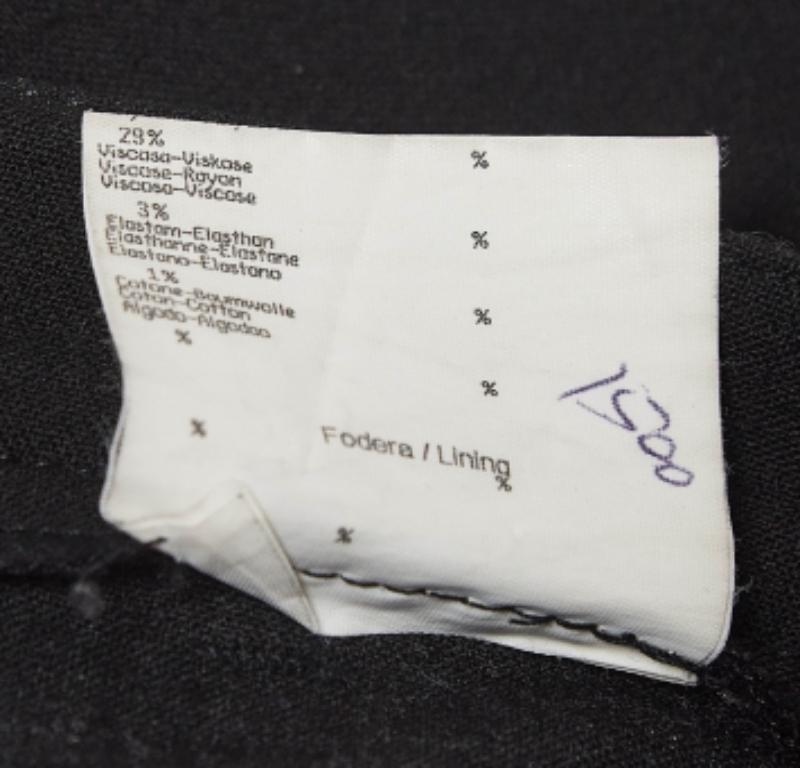 Fendi Jeans Vintage Schwarzer Krepp-Bleistiftrock L im Zustand „Hervorragend“ im Angebot in Dubai, Al Qouz 2