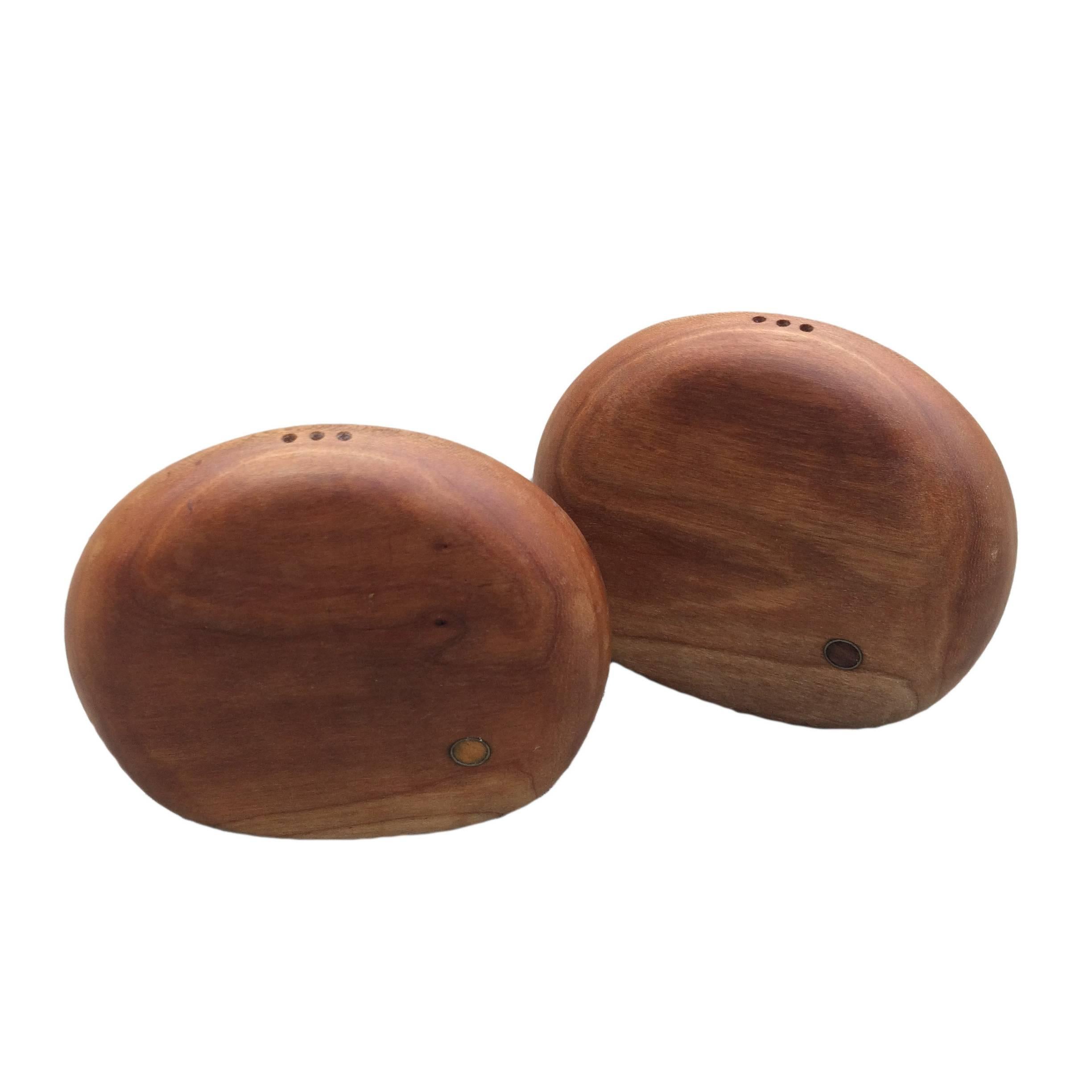 Studio Made Walnut Salt and Pepper Shakers by Joe Chasnoff and Judy Azulay For Sale