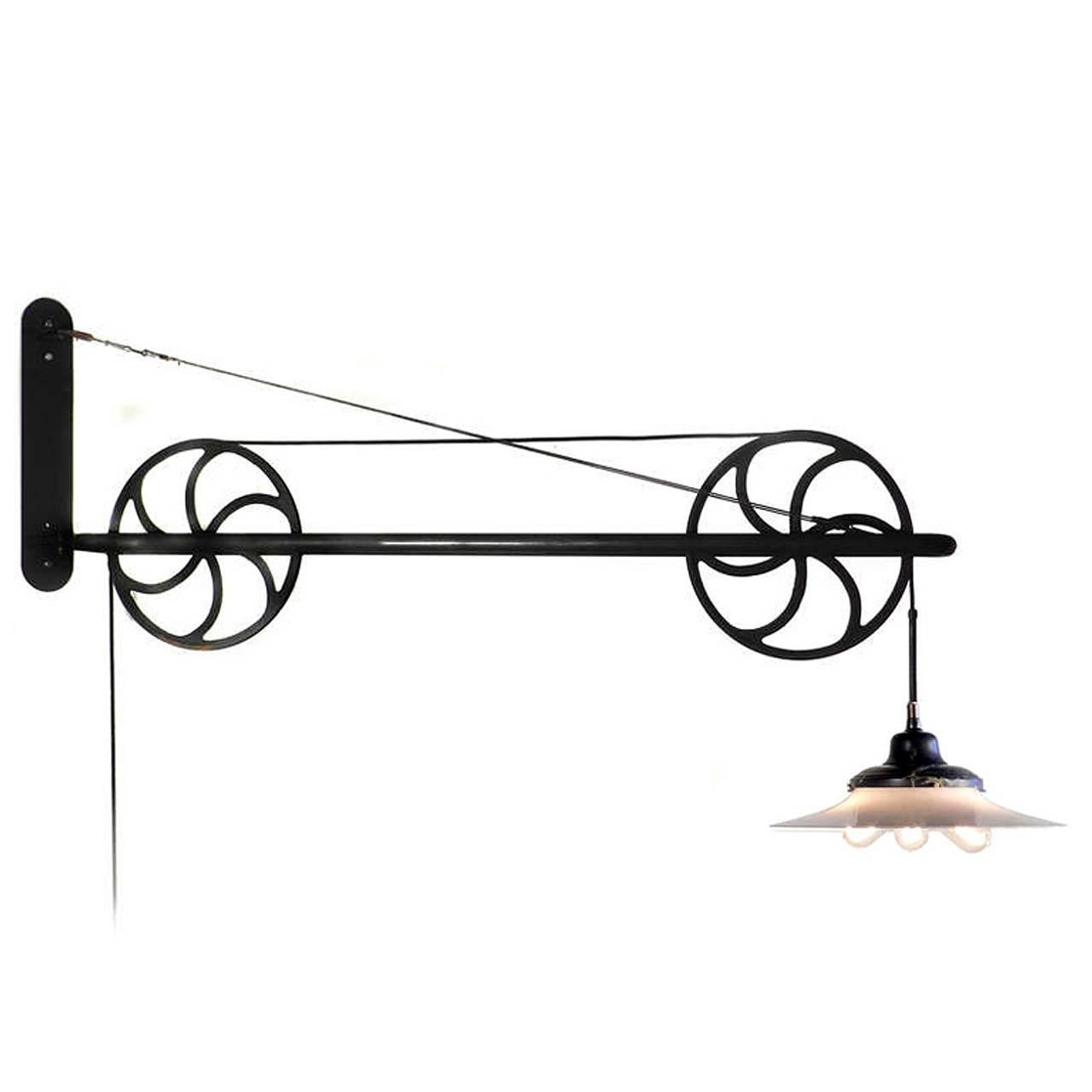 Large Pulley Industrial Swing Arm Lamp