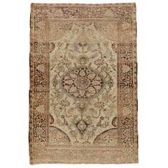 Tapis persan ancien Dorokhsh