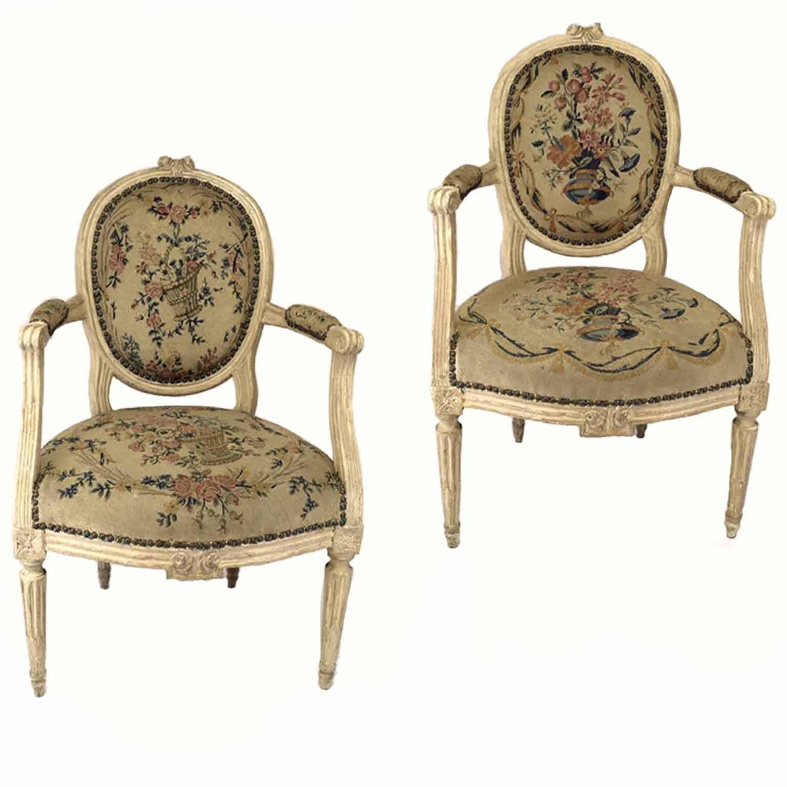 Fine Pair of Antique French Louis XVI Period Carved Fauteuil en Cabriolets For Sale