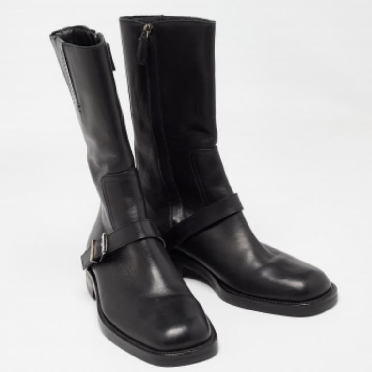 Donna Gucci, stivali in pelle nera con fibbia a metà polpaccio misura 35,5 in vendita