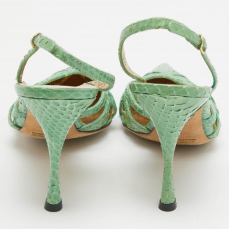 Dolce & Gabbana - Escarpins à bouts pointus en cuir python vert - Taille 37 Pour femmes en vente