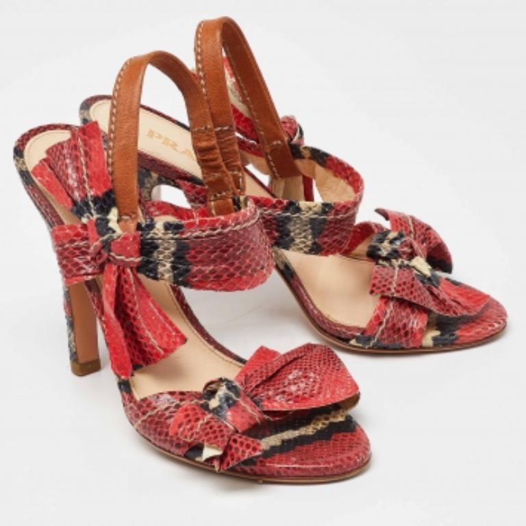 Prada Pink Python Leather Bow Ankle Strap Sandals Size 36.5 In Good Condition For Sale In Dubai, Al Qouz 2