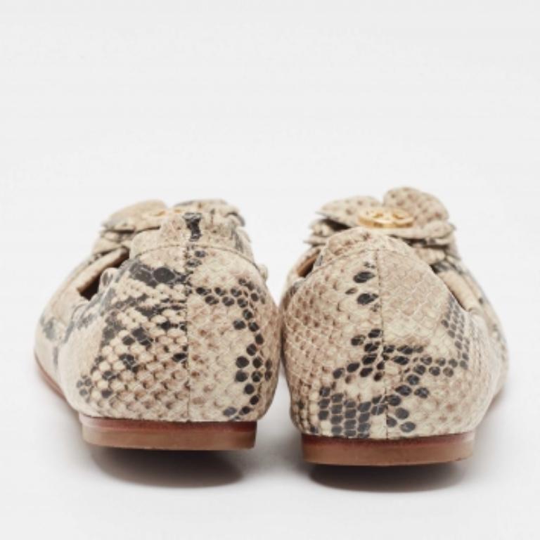 Tory Burch - Ballerines en cuir beige/noir embossé python Taille 37.5 Pour femmes en vente