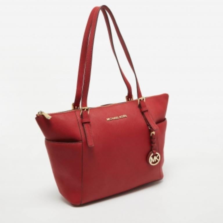 MICHAEL Michael Kors Bolso con cremallera Jet Set de piel saffiano roja en venta 2
