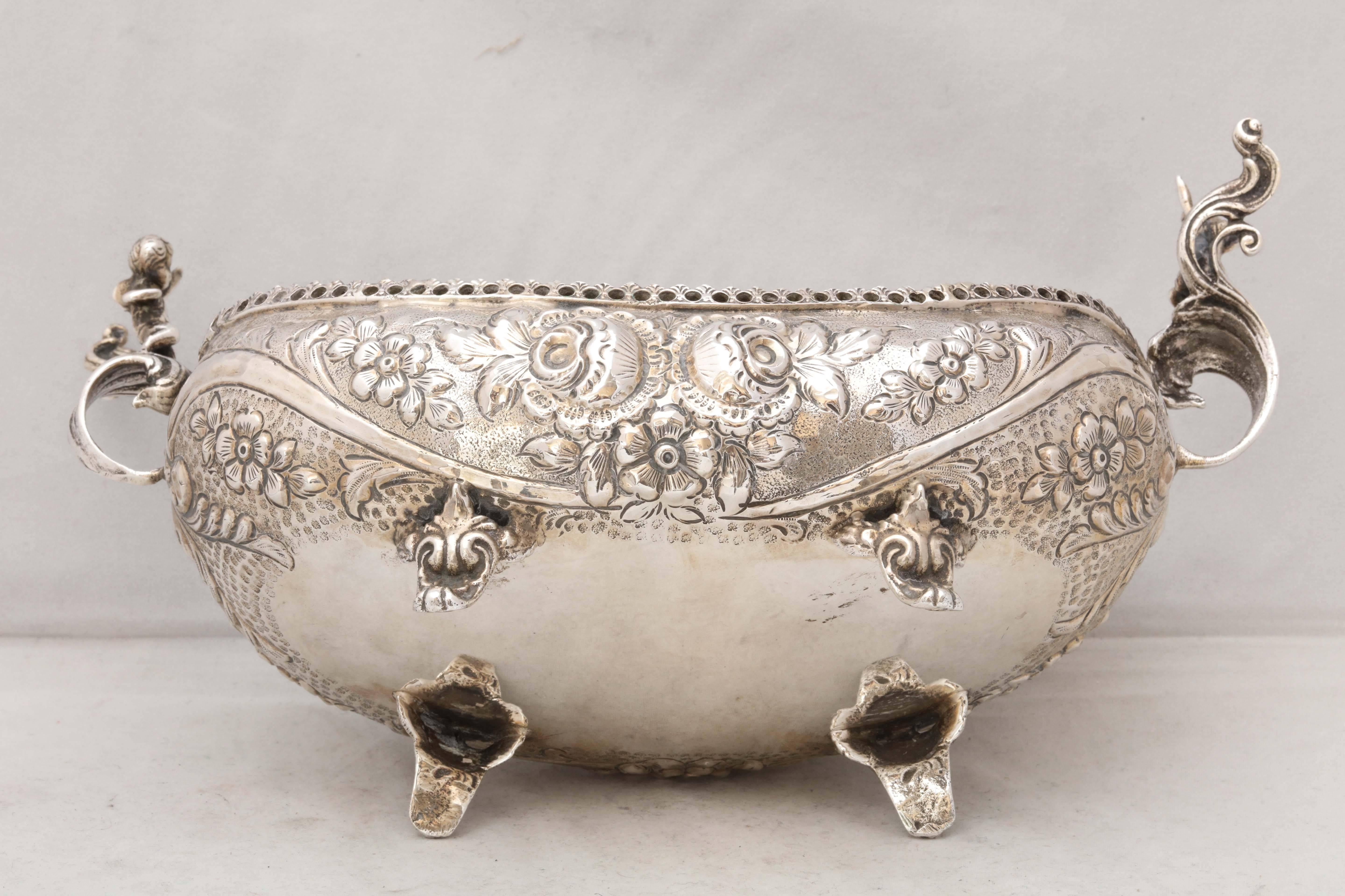 Victorian. 900 Silver Footed Centerpiece Bowl 2