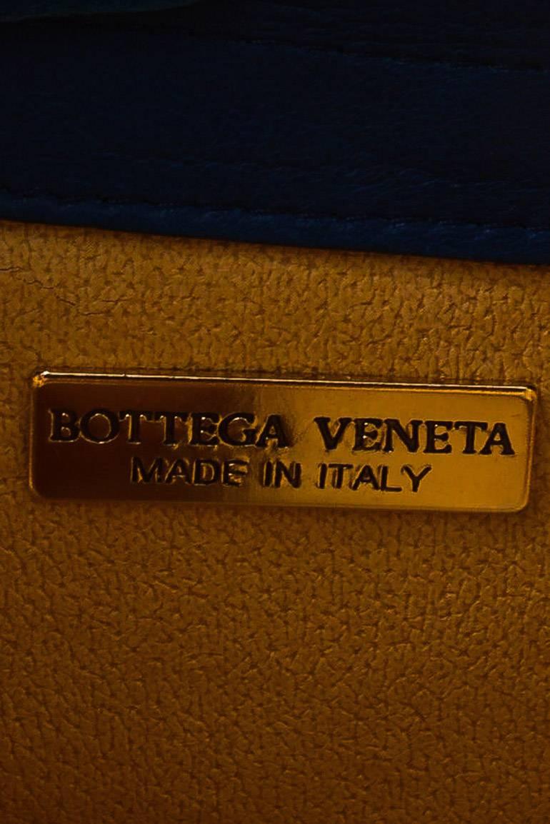 Vintage Bottega Veneta Navy Red Pink Orange Leather Intrecciato Crossbody Bag For Sale 3