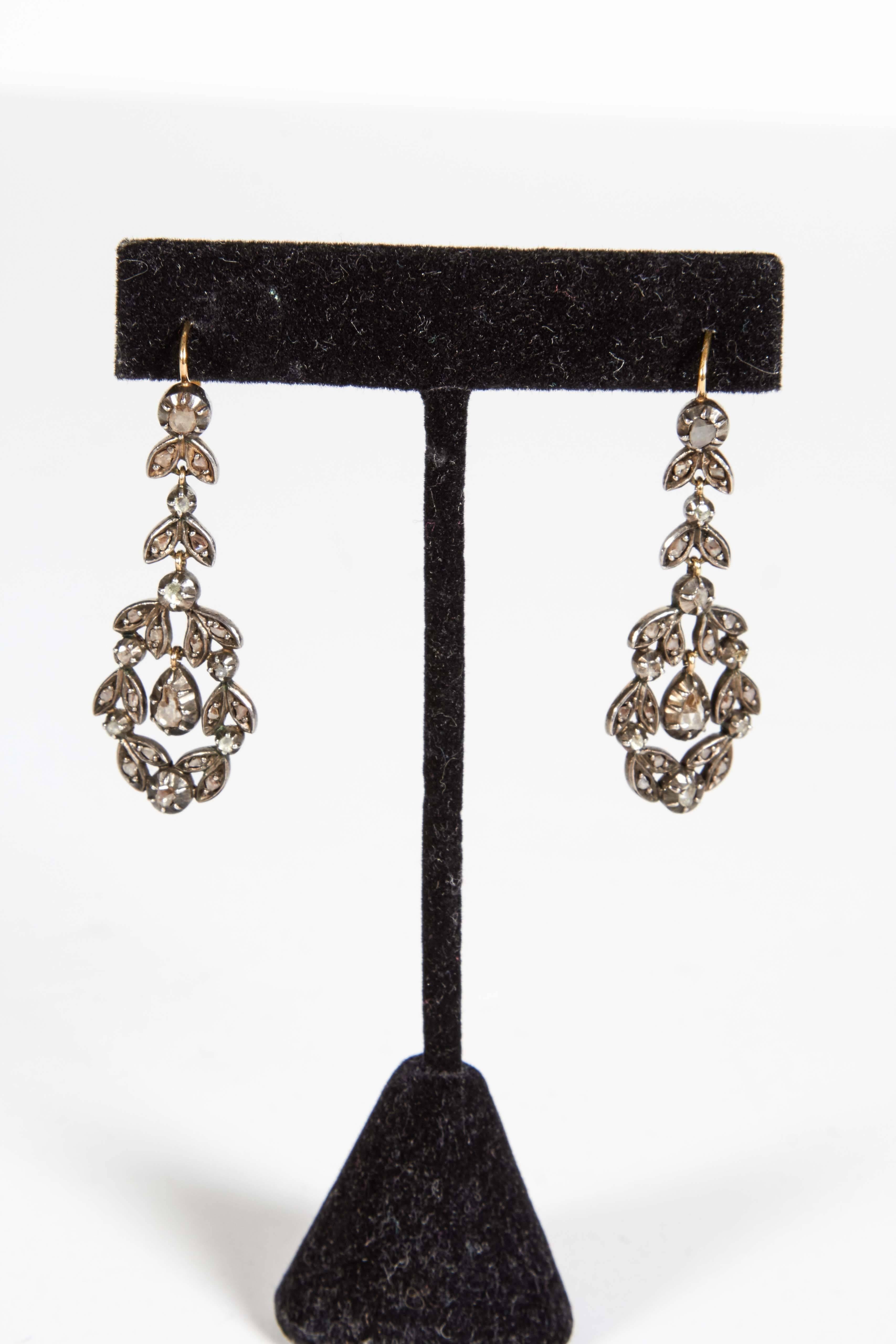 Antique Georgian Rose Cut Diamond Gold and Silver Pendant Earrings In Excellent Condition In New York, NY