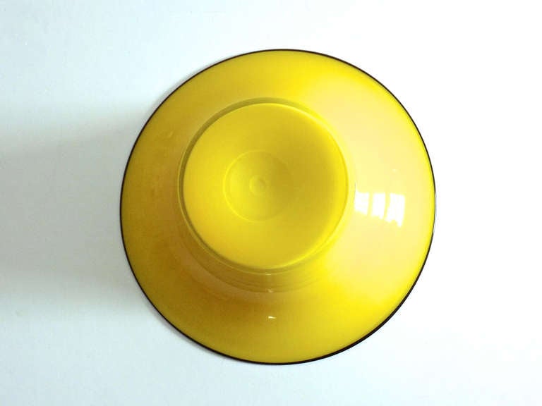 20th Century Yellow Czechoslovakian Glass Bowl For Sale