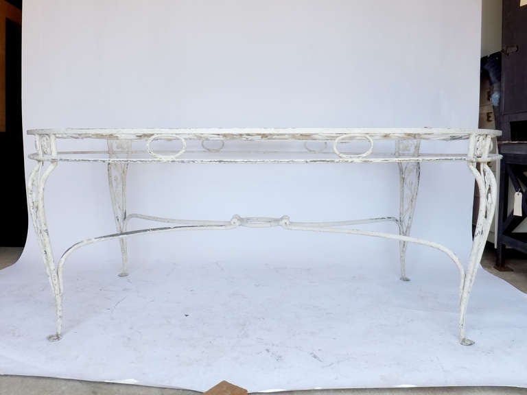 20th Century Beautiful Iron Oval Garden Table For Sale