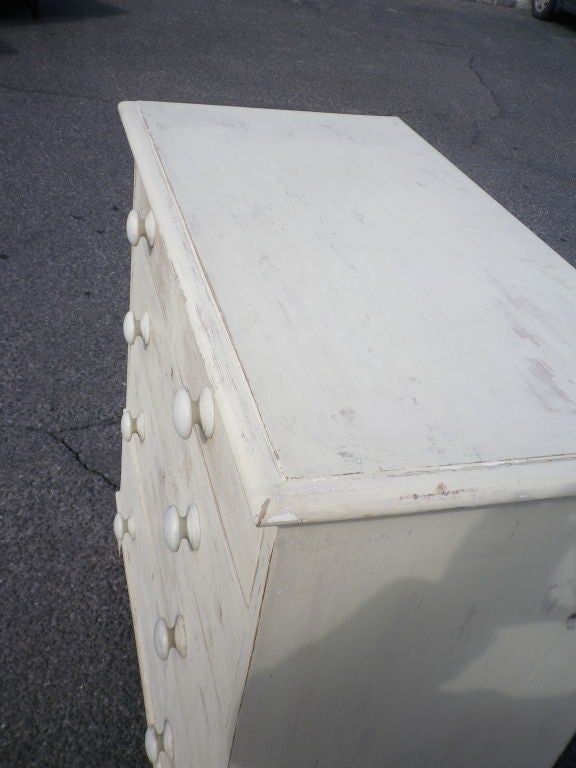 20th Century English Pine Chest of Drawers For Sale