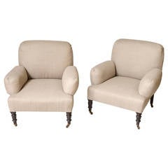 Single Club Chair in Linen 9