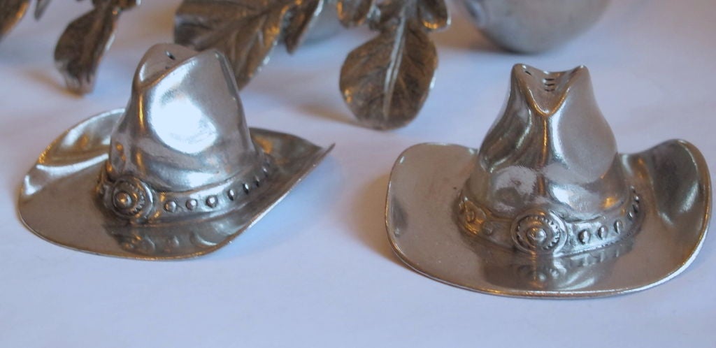Pewter Salt & Pepper Sets In Good Condition For Sale In Bridgehampton, NY