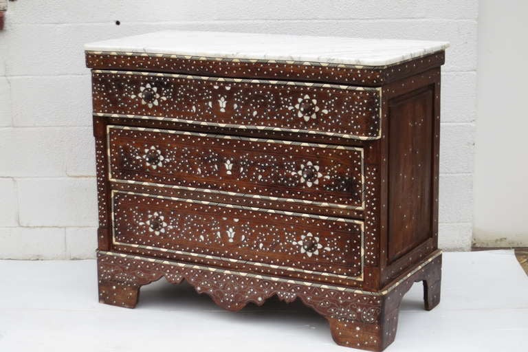 Syrian Chest of Drawers with Marble Top In Good Condition In Bridgehampton, NY