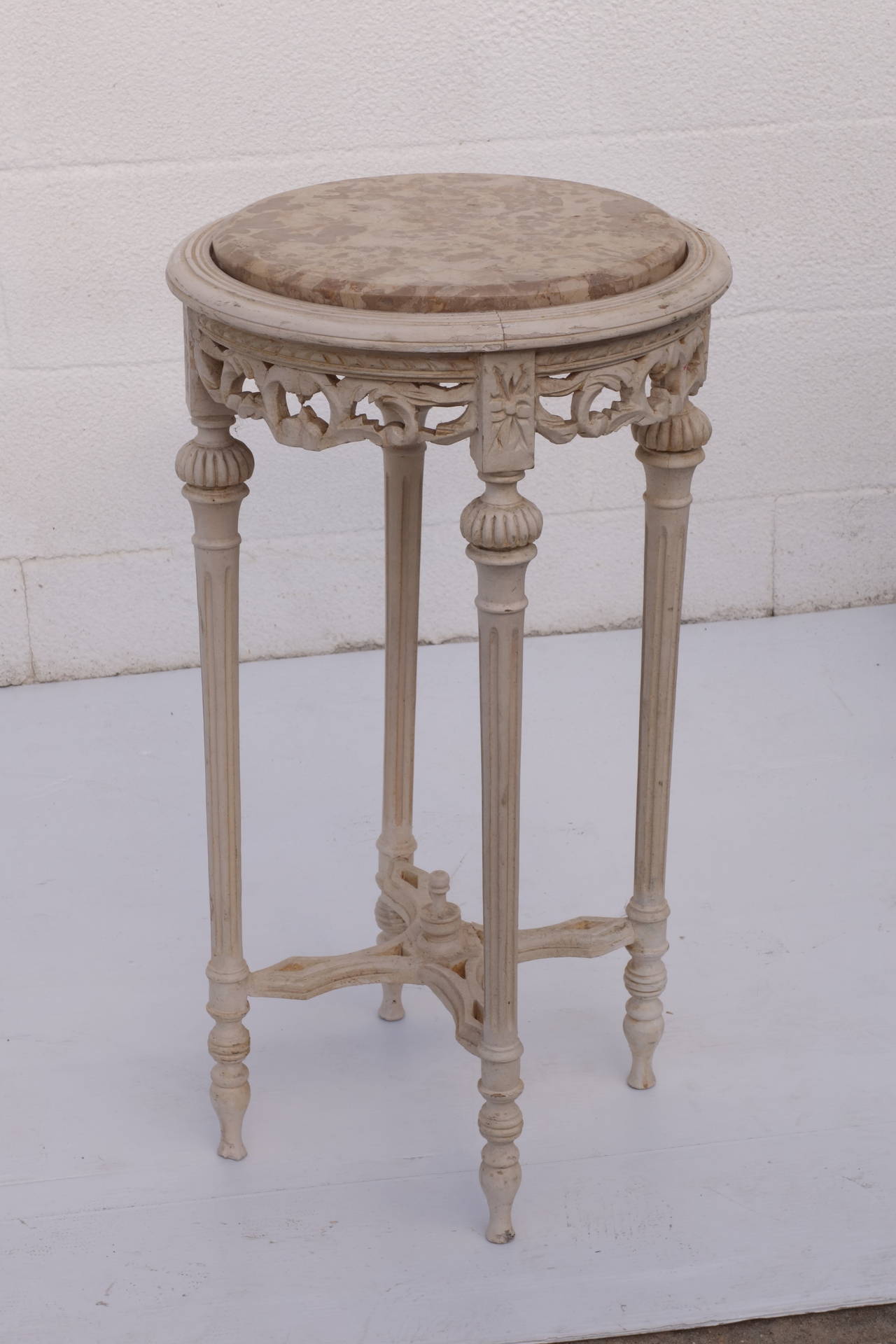 French Marble Top Gueridon In Good Condition For Sale In Bridgehampton, NY