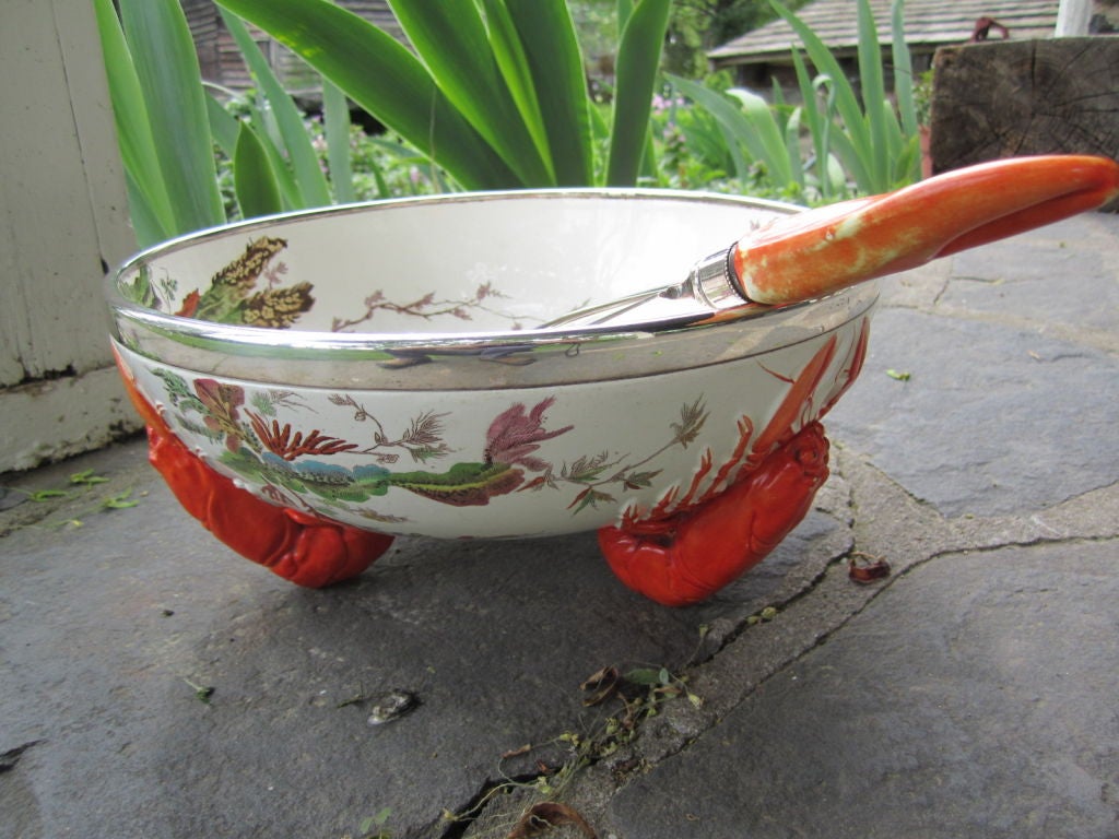 Wedgwood Lobster Bowl with Pair of Claw Servers 2