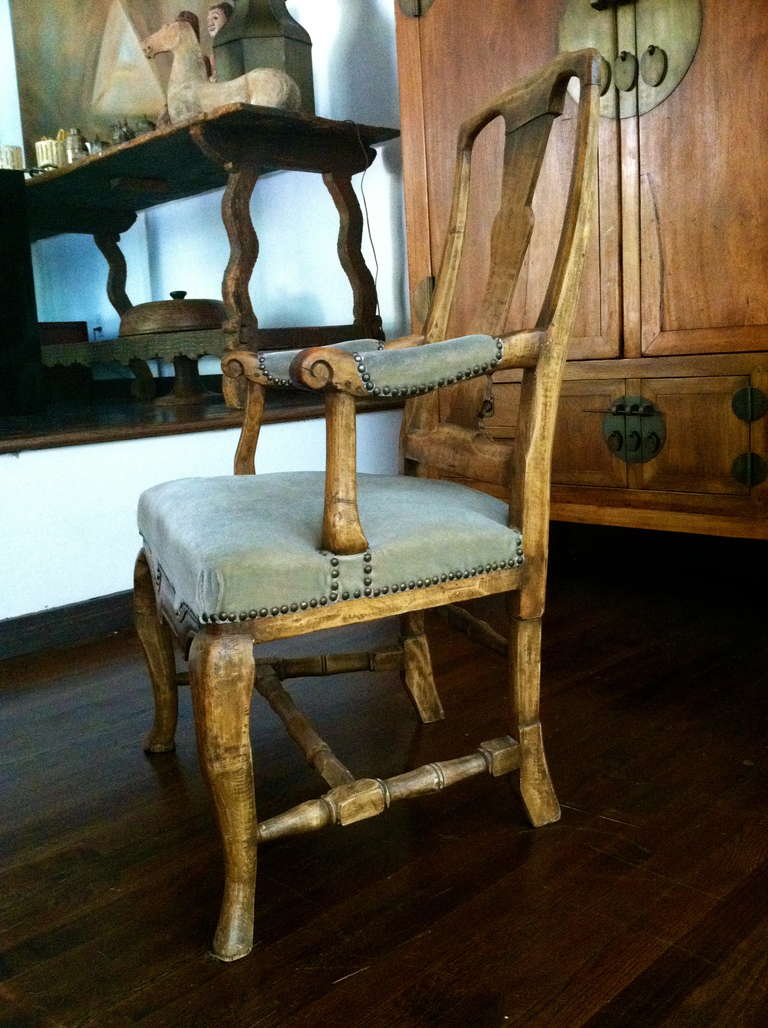 18th C. Swedish Baroque Chair In Excellent Condition For Sale In Wainscott, NY