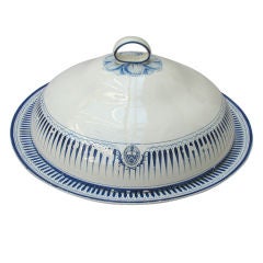 A Large Wedgewood Serving Platter 1
