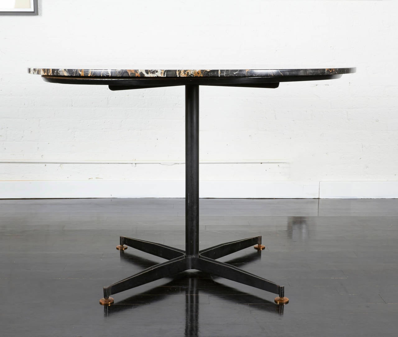 Mid-20th Century Italian Marble Table For Sale