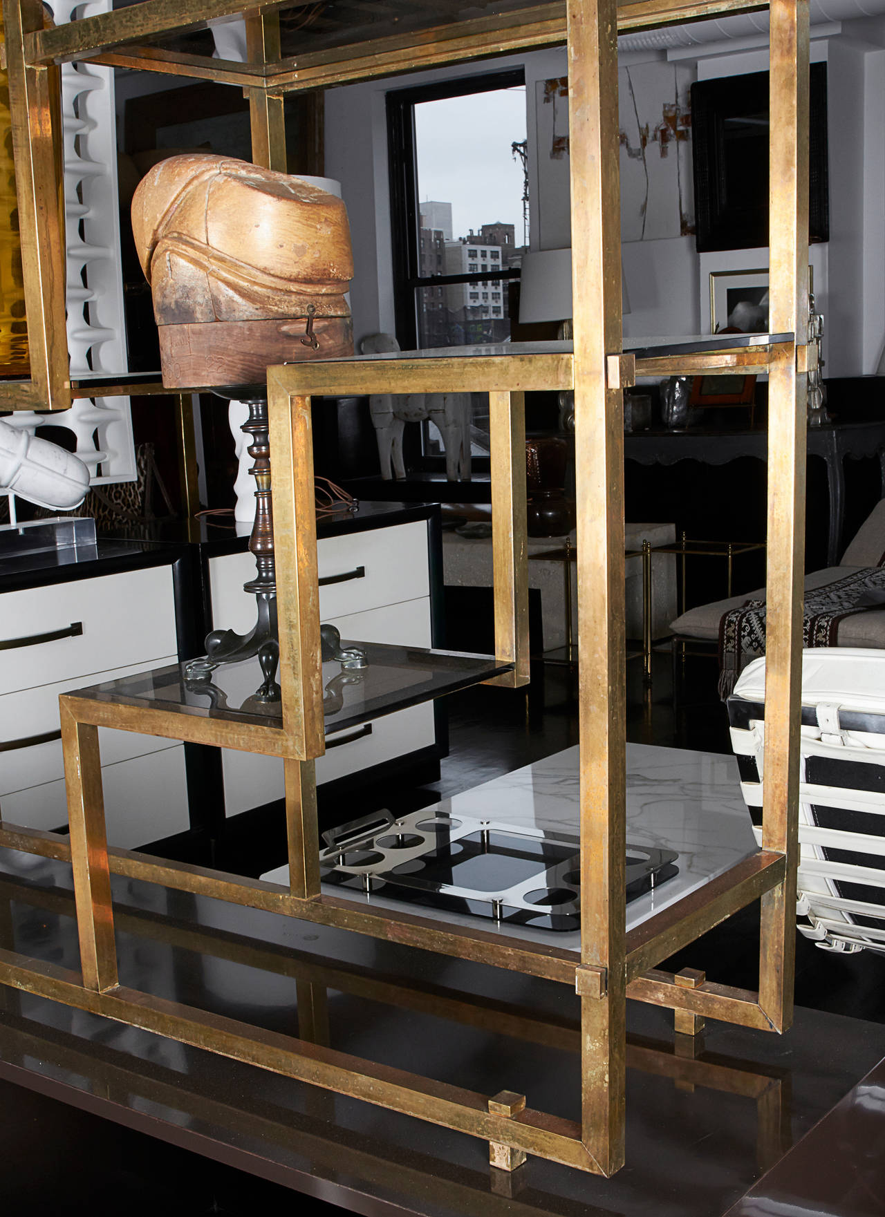 Romeo Rega Etagere In Excellent Condition For Sale In New York, NY