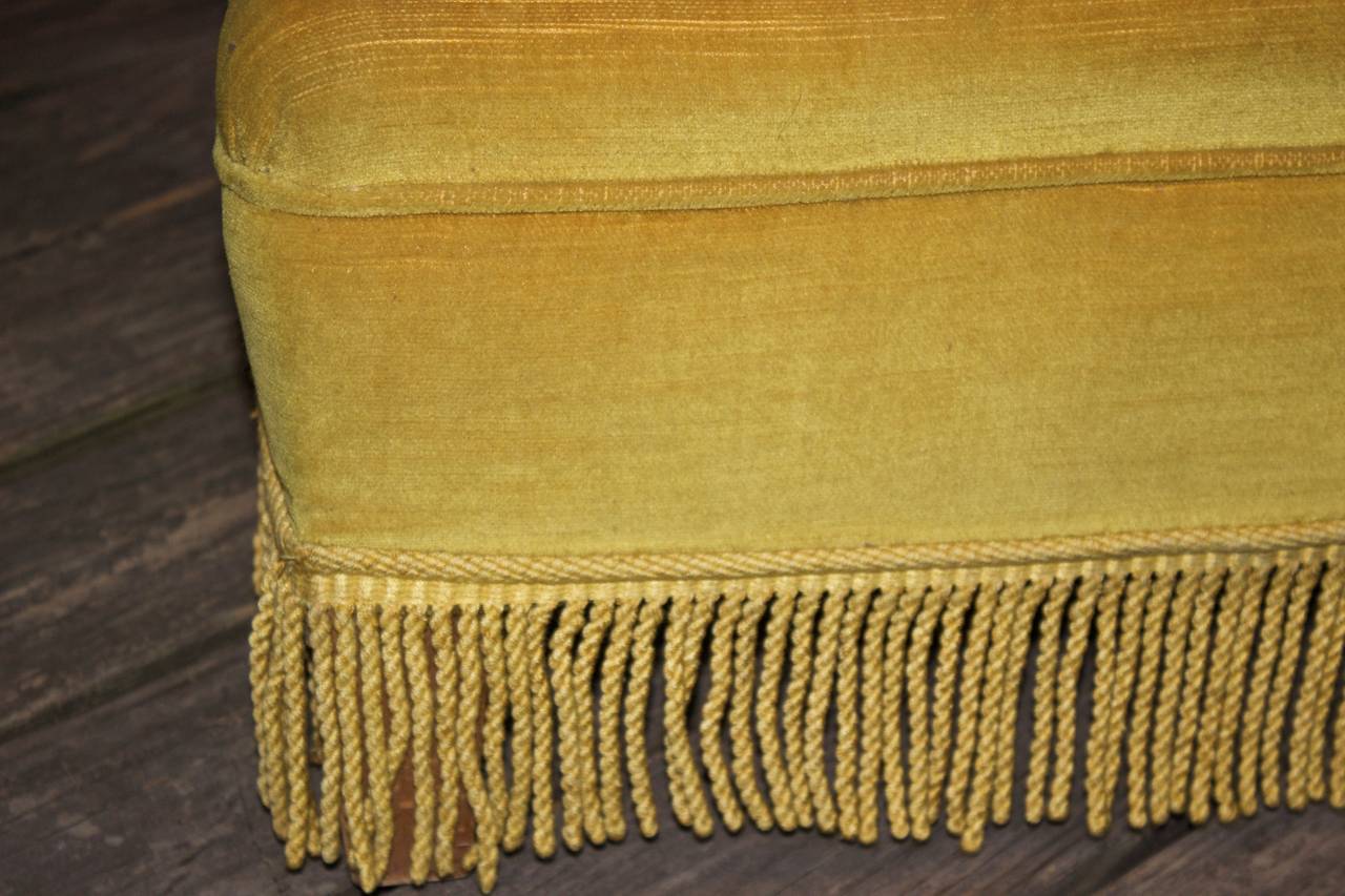 sofa fringe