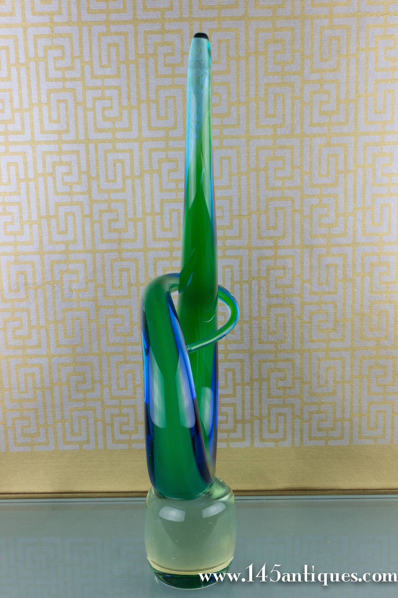 1960's Murano 'Knot' Sculpture in Calcedonio Glass In Excellent Condition In Buchanan, NY
