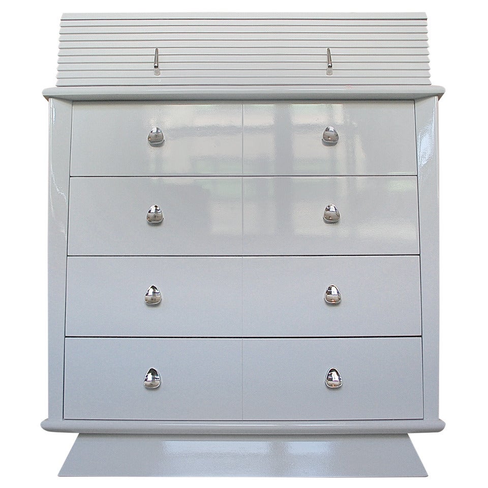 Moderne Lacquered Chest of Drawers