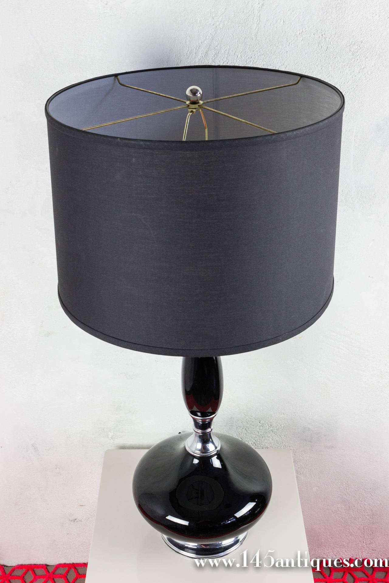black mid century table lamp