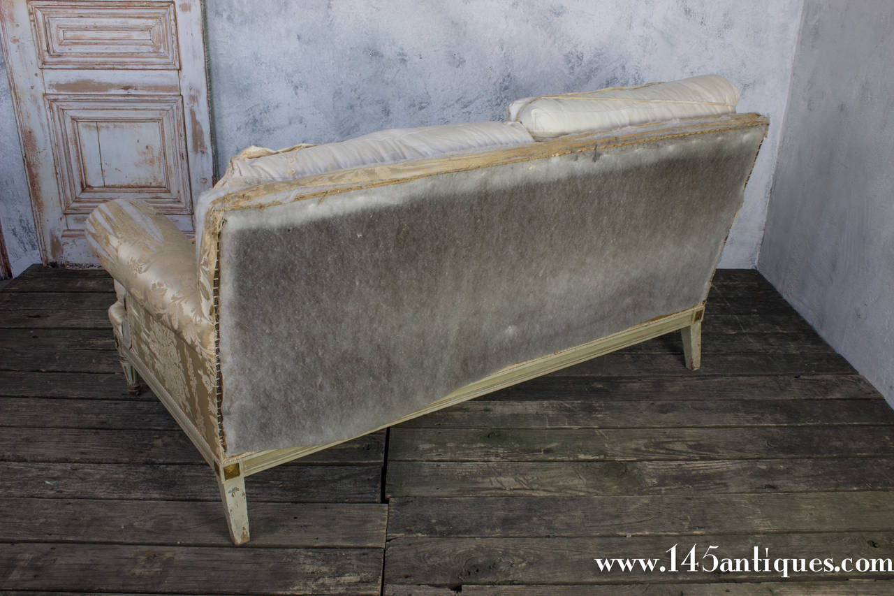 Distressed, Elegant Settee 4