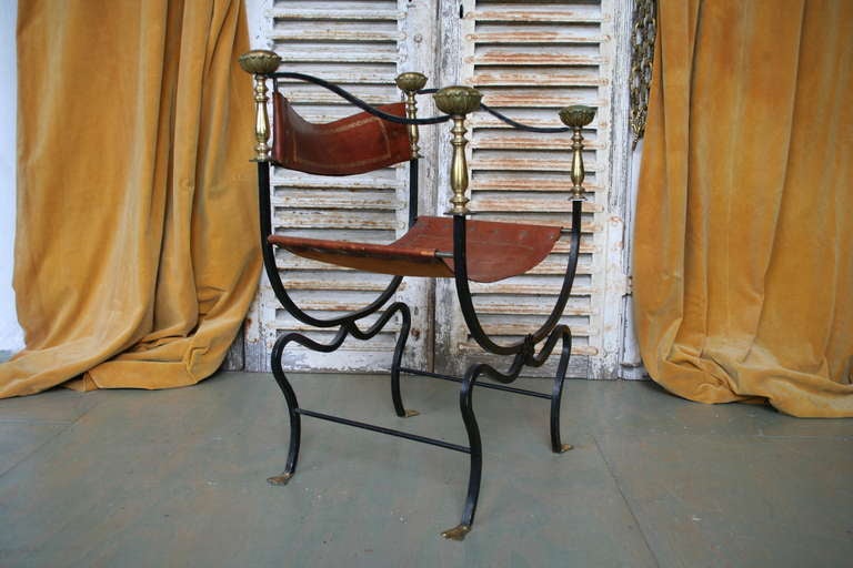 1920's Italian Campaign Chair In Good Condition In Buchanan, NY