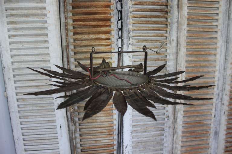 Spanish Gilt Ceiling Fixture with Triple Braiding and Leaves Design In Good Condition In Buchanan, NY
