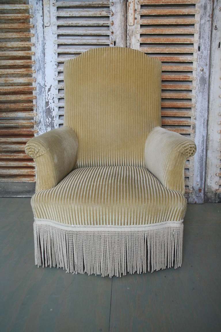 Pair of High Back Napoleon III Armchairs In Good Condition In Buchanan, NY