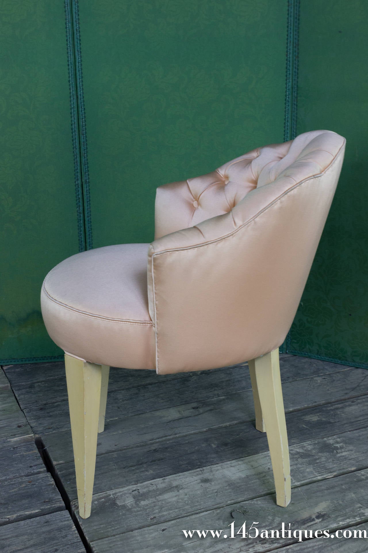 20th Century French Tufted Back Vanity Stool In Excellent Condition In Buchanan, NY
