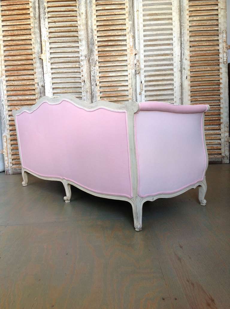 pink victorian couch