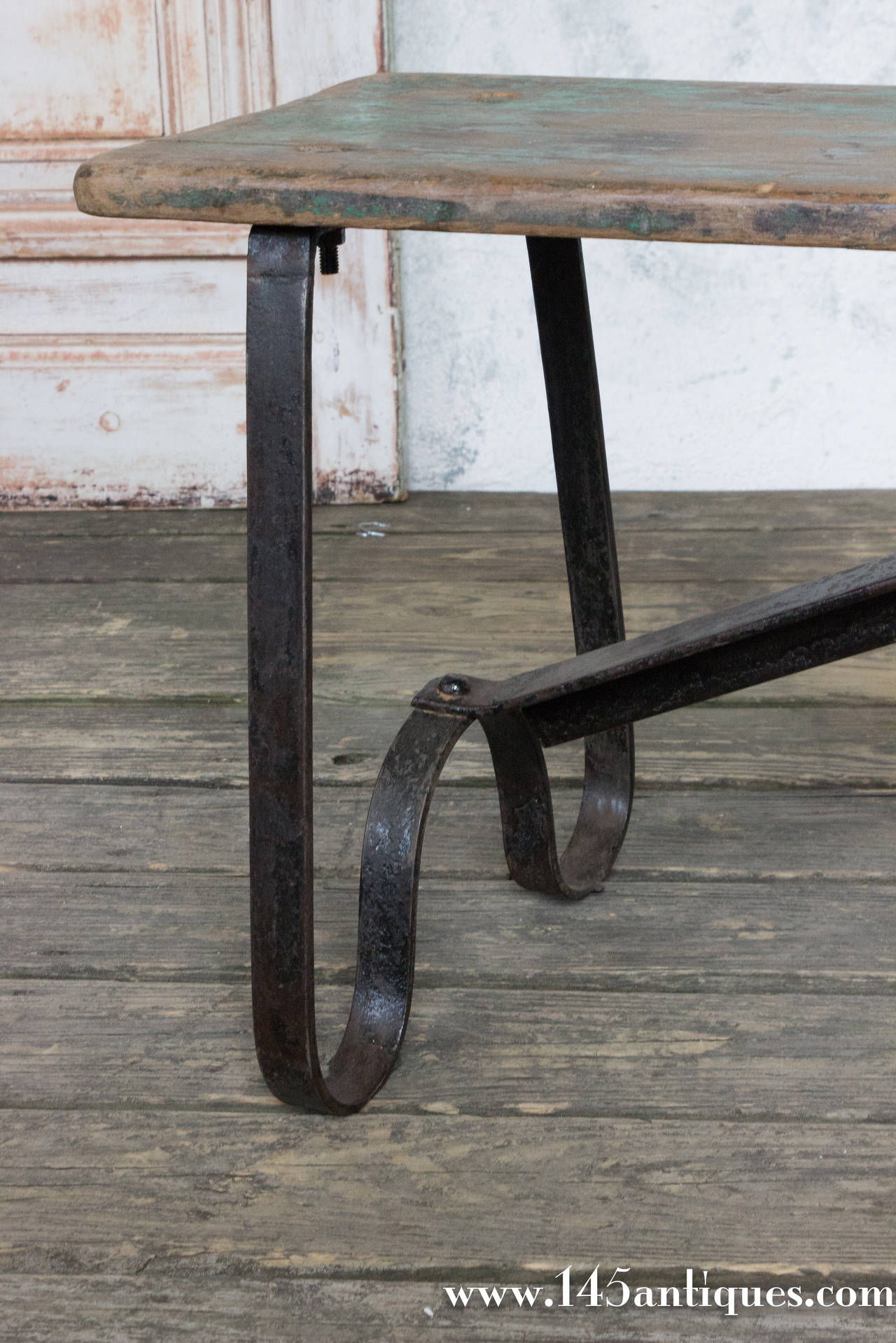 Small Iron and Wood Bench In Good Condition In Buchanan, NY