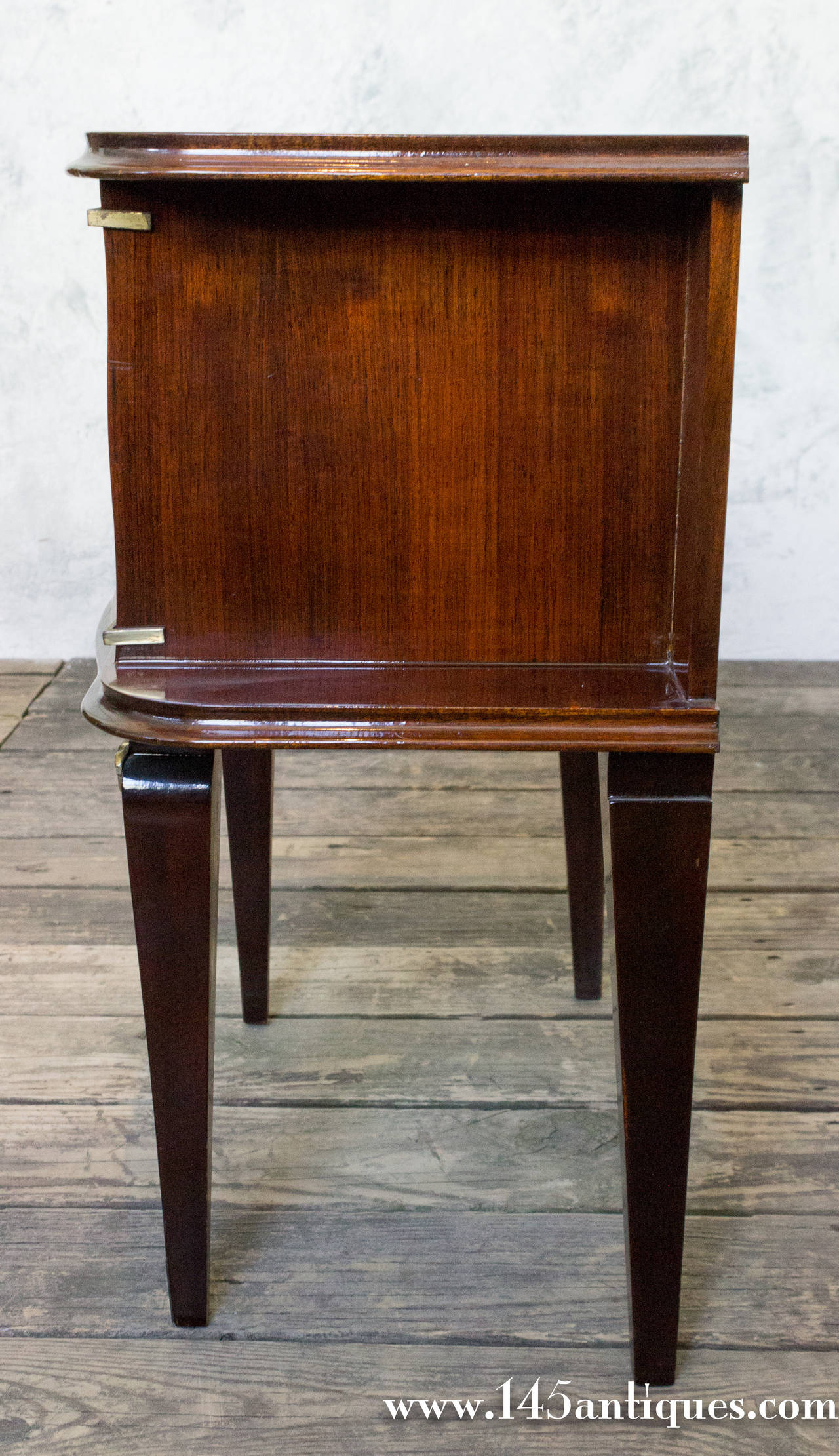 Mid-20th Century Pair of French 1940s Rosewood Nightstands