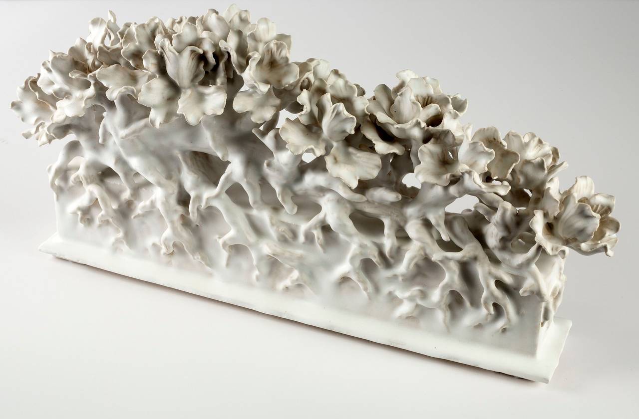 Contemporary glazed porcelain centerpiece by Matthew Solomon.

Signed: Solomon '14.