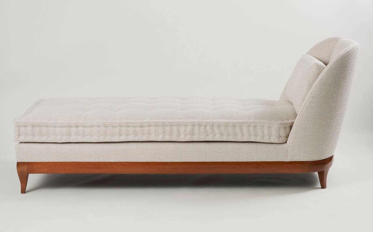 Blonde wood Art Deco daybed attributed to René Prou

For an illustration of a sofa with similar legs, see Mobilier et Décoration, no. 1. February 1947. 44.