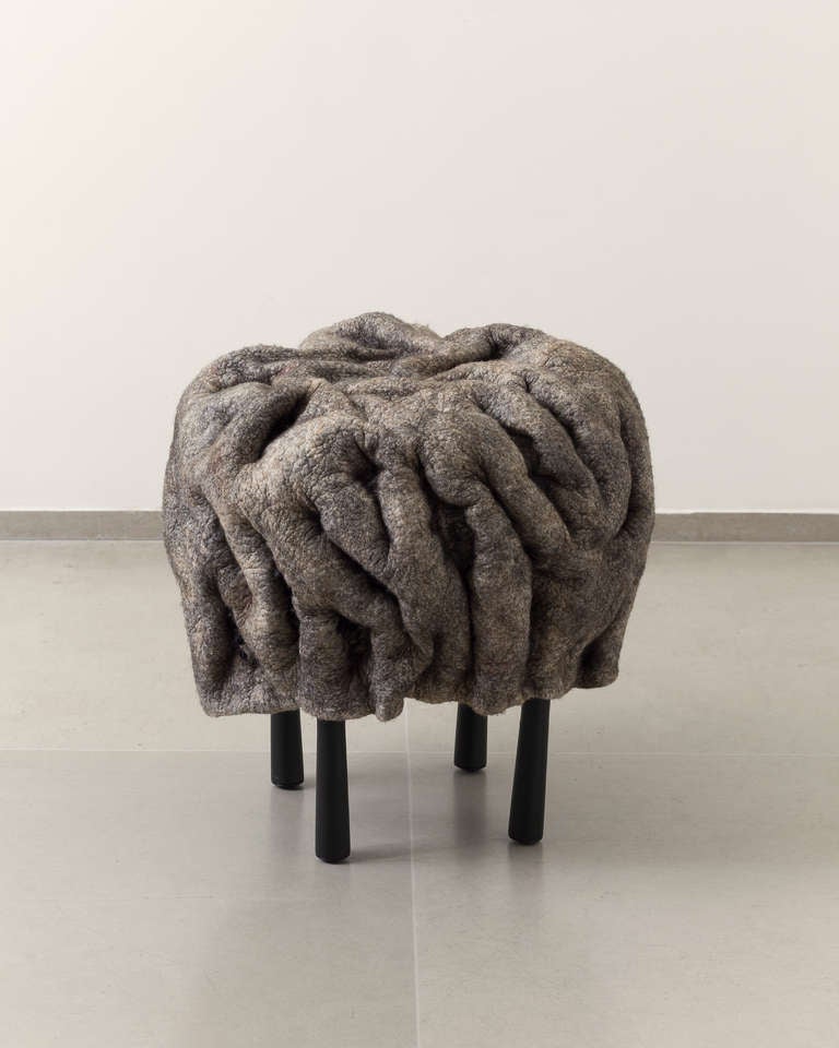 "Doula" Taburete contemporáneo único de Ayala Serfaty