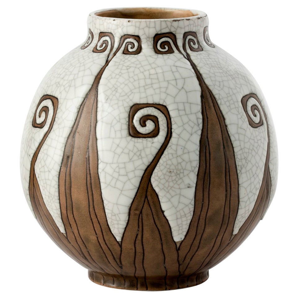 "Maïa" Fine Art Deco Vase by Charles Catteau