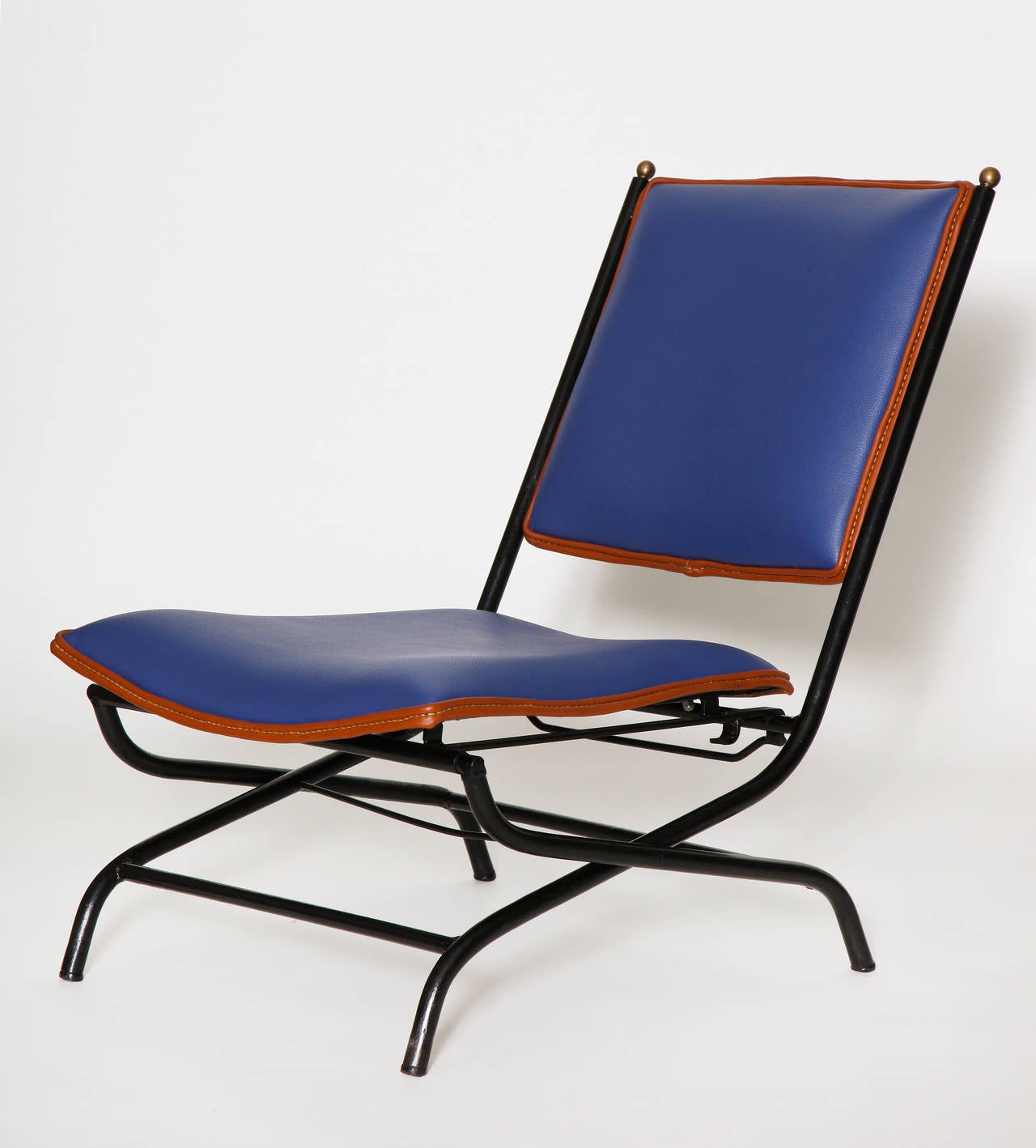 Jacques Adnet, Pair of leather and iron adjustable chairs, France, c. 1950 In Good Condition In New York, NY
